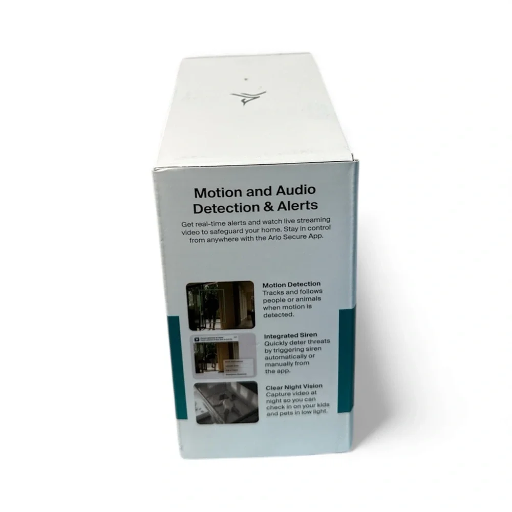 Arlo Indoor/outdoor Pan Tilt Camera - White new in box lots of features
